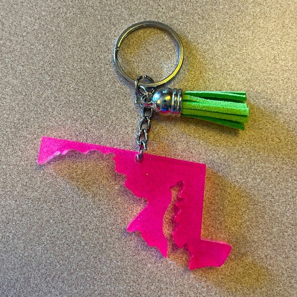 Handmade U.S. State Keychain - Maryland - Picture 1 of 6